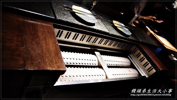 甕也燒肉(延吉店):【食記/台北市】自己不用動手烤~專人服務的燒烤店♪♪甕也炭火燒肉-延吉店♪♪