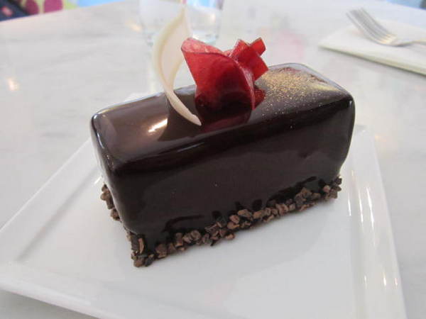 Micasa Dolci Patisserie 蜜膳屋：《口碑券》Micasa Dolci 蜜膳屋│午後有約 香酥熱水果派超吸睛❤@國父紀念館站