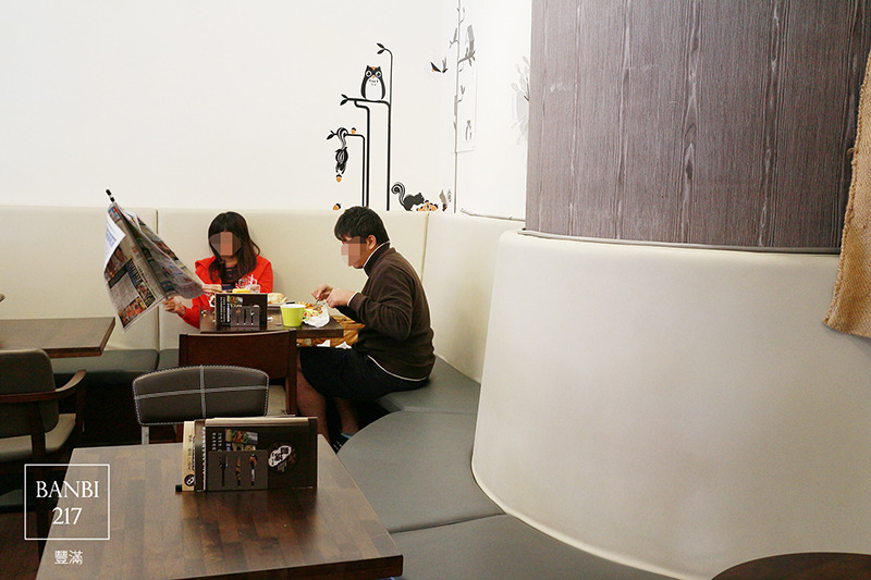 Banbi217 美食旅遊: 豐滿咖啡早午餐 好吃平價的三明治吐司與輕食brunch(板橋美食,捷運新埔站)