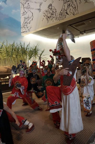 國立臺灣歷史博物館：[2014中南部四天之旅] 台南 歷史博物館~歷史課本的場景都成真了!!!