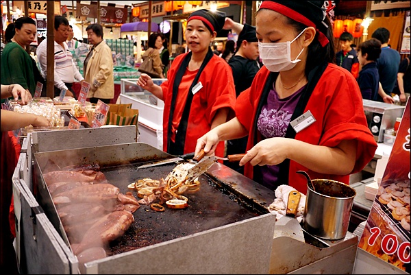 日本商品展(新光三越信義店A11館):【新光三越A11日本商品展】北海道VS南日本, 不出國看南北美食大PK