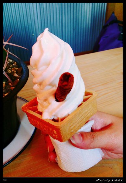 INO Ice:【台中.美食】Ino ice♥每天只限量兩種口味超好吃霜淇淋