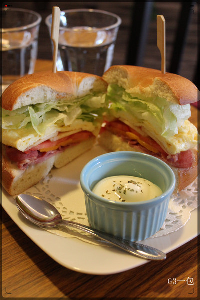 Impronta Cafe 腳印咖啡:【口碑券07】台北晴光商區內適合久坐的早午餐專賣店「Impronta Cafe 腳印咖啡」