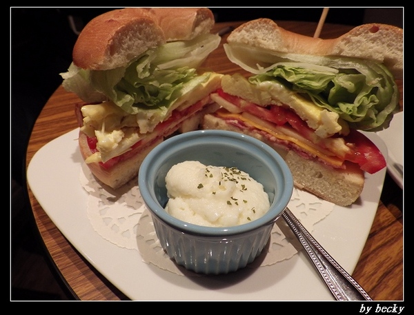 Impronta Cafe 腳印咖啡:品味悠閒好時光~腳印咖啡