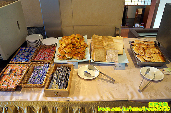 尖山埤江南渡假村：【台南-柳營區】早餐buffetx漆彈廝殺..一起來high all night~《尖山埤江南渡假村》(DAY2)