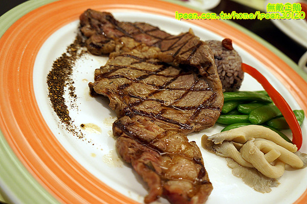 尖山埤江南渡假村：【台南-柳營區】早餐buffetx漆彈廝殺..一起來high all night~《尖山埤江南渡假村》(DAY2)