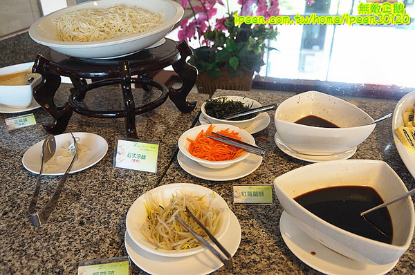 尖山埤江南渡假村：【台南-柳營區】早餐buffetx漆彈廝殺..一起來high all night~《尖山埤江南渡假村》(DAY2)