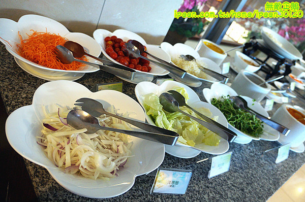 尖山埤江南渡假村：【台南-柳營區】早餐buffetx漆彈廝殺..一起來high all night~《尖山埤江南渡假村》(DAY2)