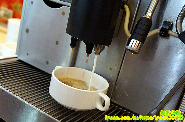 尖山埤江南渡假村：【台南-柳營區】早餐buffetx漆彈廝殺..一起來high all night~《尖山埤江南渡假村》(DAY2)