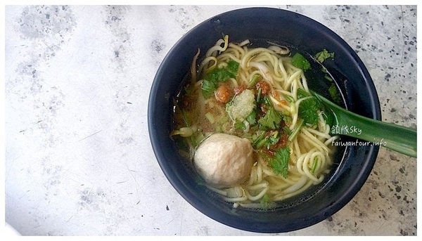 郭家擔仔麵：遼寧夜市40年老店【郭家擔仔麵】