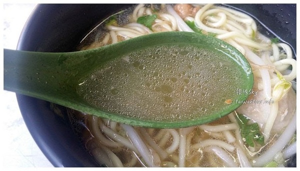 郭家擔仔麵：遼寧夜市40年老店【郭家擔仔麵】
