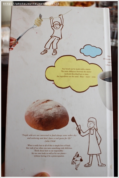 瑪利MAMA手作麵包:瑪利亞社會福利基金會-瑪利MAMA手作麵包✪充滿愛與夢想的幸福麵包、簡餐~102.10.01