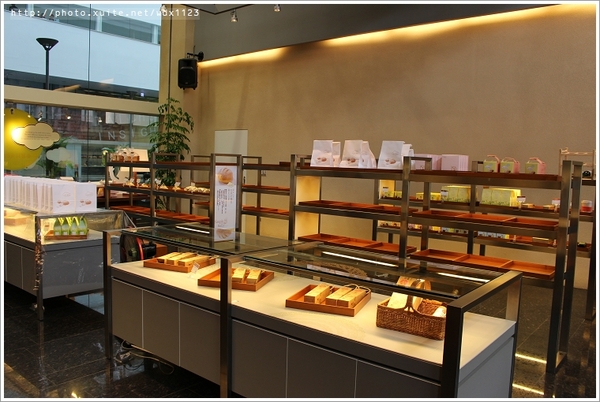 瑪利MAMA手作麵包:瑪利亞社會福利基金會-瑪利MAMA手作麵包✪充滿愛與夢想的幸福麵包、簡餐~102.10.01