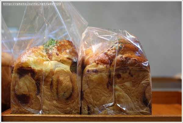 瑪利MAMA手作麵包:瑪利亞社會福利基金會-瑪利MAMA手作麵包✪充滿愛與夢想的幸福麵包、簡餐~102.10.01