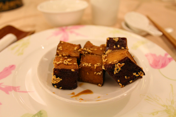 大三元酒樓：[台北]大三元酒樓 皮脆肉嫩的烤鴨來囉!!!!!