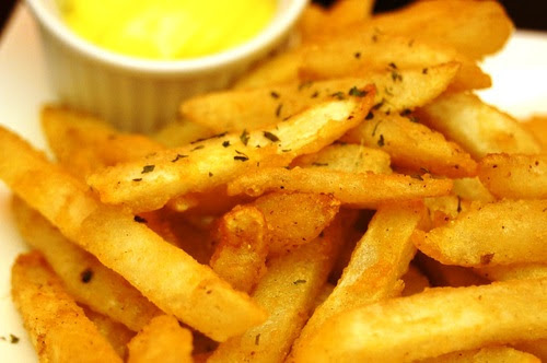 O'LA PASTA & BAR 喔啦義大利麵&吧:平價義大利麵【喔啦義大利麵 &吧】