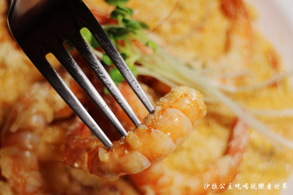 O'LA PASTA & BAR 喔啦義大利麵&吧:中山國中義大利麵『O'LA PASTA & BAR 喔啦義大利麵&吧』紅茶無限供應