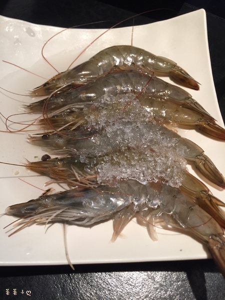 辛殿麻辣鍋(松江南京店)：[台北中山]食材不馬虎的吃到飽 ♥『辛殿麻辣鍋(松江南京店)』♥ 海鮮尚青不怕你吃