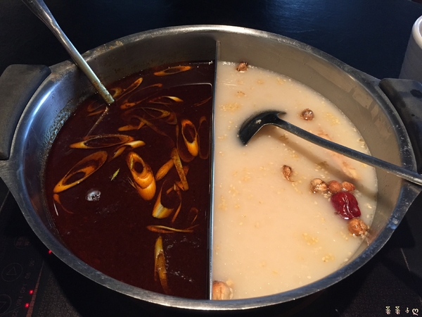 辛殿麻辣鍋(松江南京店)：[台北中山]食材不馬虎的吃到飽 ♥『辛殿麻辣鍋(松江南京店)』♥ 海鮮尚青不怕你吃