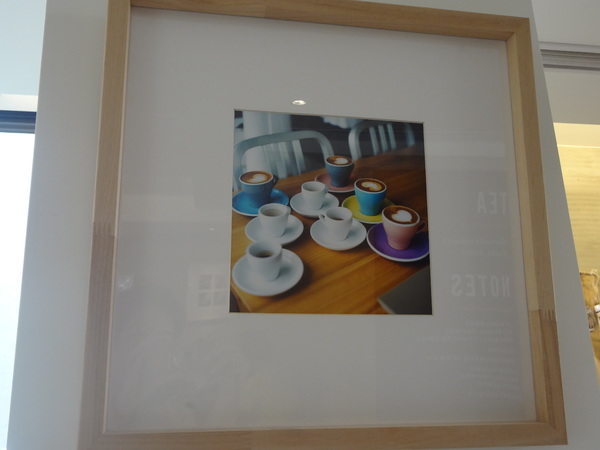 巴蕾麵包：1020717[官本金文愛台灣]巴蕾麵包好吃猶如站在青青草原中的無敵老K