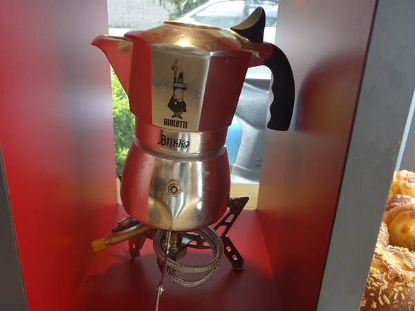 巴蕾麵包：1020717[官本金文愛台灣]巴蕾麵包好吃猶如站在青青草原中的無敵老K