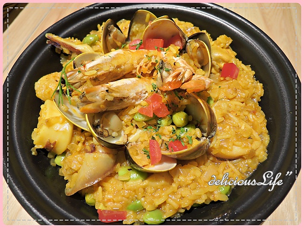 西班牙紅花海鮮飯340
