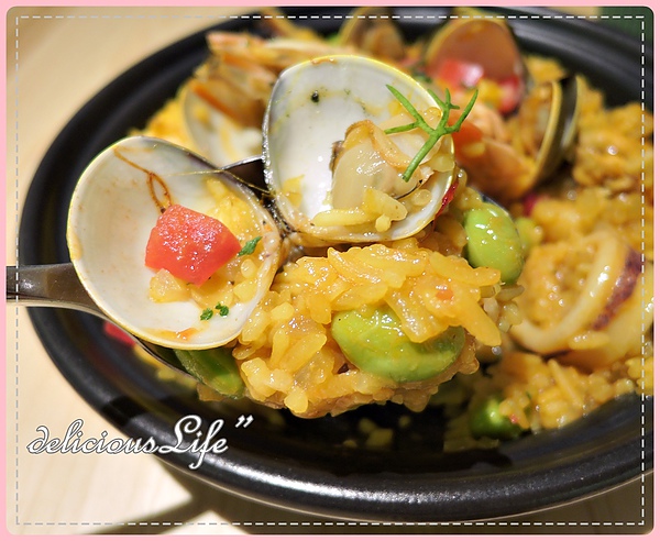 西班牙紅花海鮮飯2