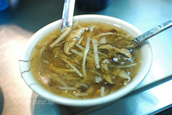 吳記螃蟹羹(基隆廟口5攤)：[基隆仁愛] 基隆廟口夜市小吃 吳記螃蟹羹