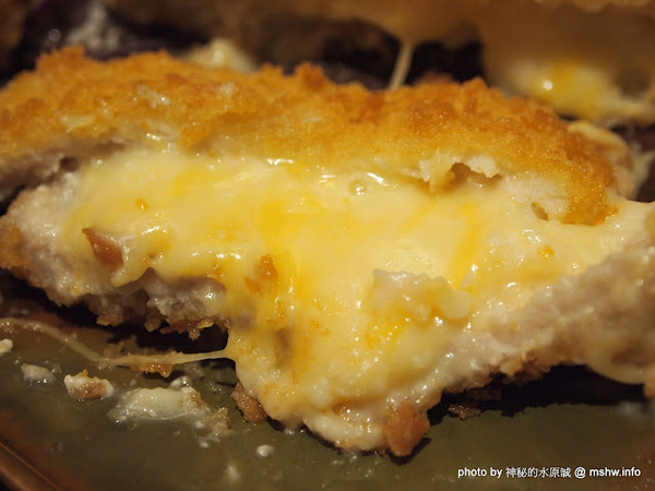 嘿鬥日式定食專賣(勤美店):還有進步空間的份量與價格 ~ 台中西區〞嘿鬥日式定食專賣店〞