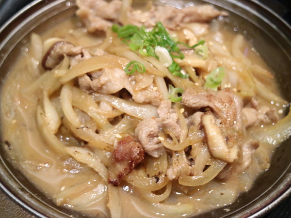 嘿鬥日式定食專賣(勤美店):【台中美食】嘿鬥日式定食專賣-勤美店