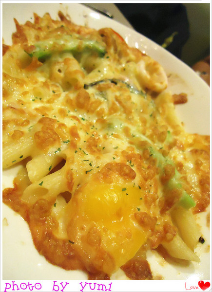 Midtown Cafe：【高雄食記】平價又美味♥飲料無限續杯  麵包貝果吃到飽@Midtown Bagel Cafe