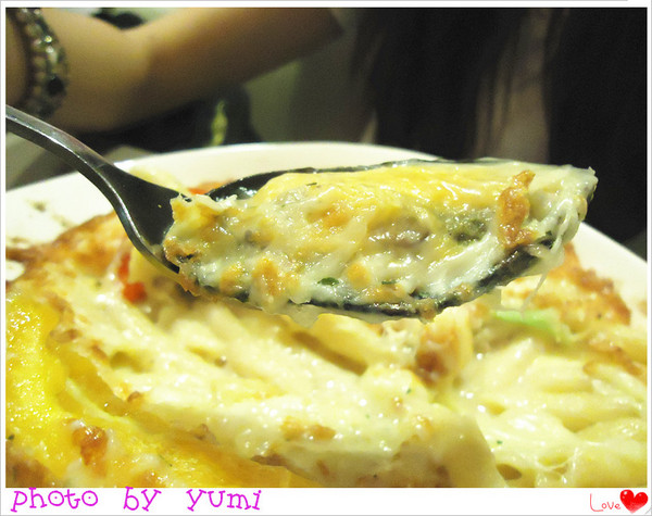 Midtown Cafe：【高雄食記】平價又美味♥飲料無限續杯  麵包貝果吃到飽@Midtown Bagel Cafe