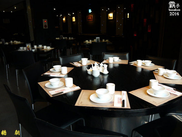 糖朝(台中金典形象店)：港式茶點之外還要加上現點現沖的原木桶豆腐花才過癮，「糖朝」(台中金典店) ～