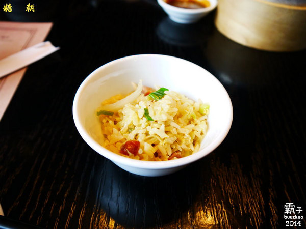 糖朝(台中金典形象店)：港式茶點之外還要加上現點現沖的原木桶豆腐花才過癮，「糖朝」(台中金典店) ～