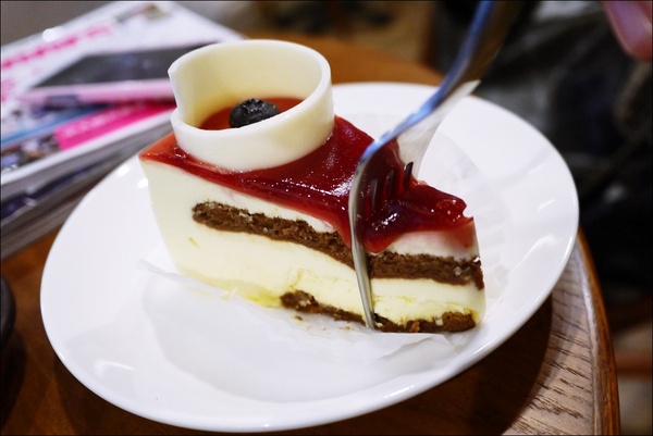 高樂雅咖啡(台北長安店):【高樂雅咖啡】澳洲最大連鎖咖啡店,進駐台灣!