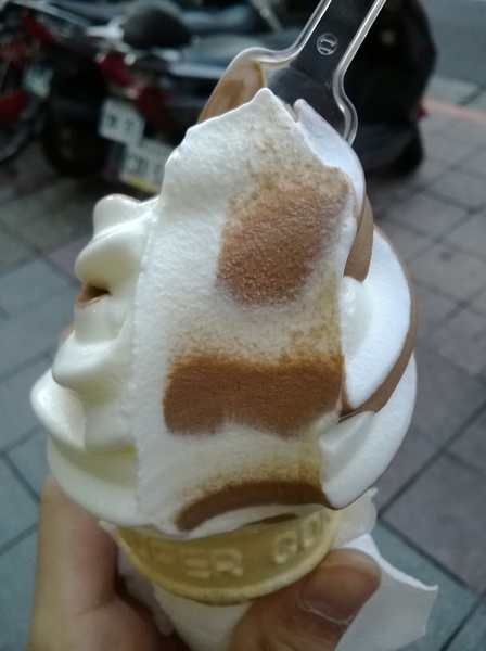 義美食品(東和平門市)：回味童年的義美冰淇淋