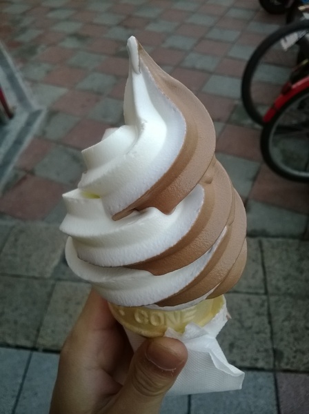 義美食品(東和平門市)：回味童年的義美冰淇淋