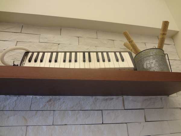 Butter巴特早午餐：1021031[官本金文愛台灣口碑券第12彈]幸運繽紛彩蛋Butter巴特早午餐彷彿在復古英式鄉村中享食彩色蛋餅及美味的海鮮總匯軟法堡