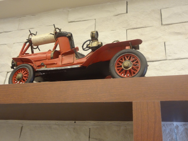 Butter巴特早午餐：1021031[官本金文愛台灣口碑券第12彈]幸運繽紛彩蛋Butter巴特早午餐彷彿在復古英式鄉村中享食彩色蛋餅及美味的海鮮總匯軟法堡