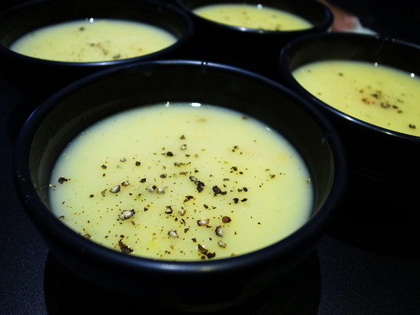 小惡魔炭燒牛排:<新北|捷運永安市場|牛排館>超正點平價排餐~雞豬牛都好吃!!!