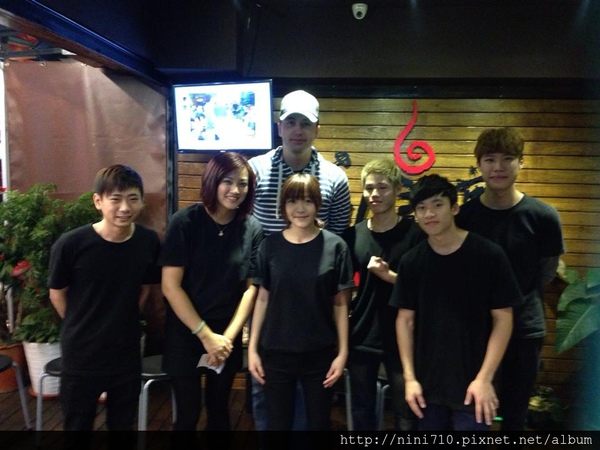 529526_365948726883976_2042633144_n