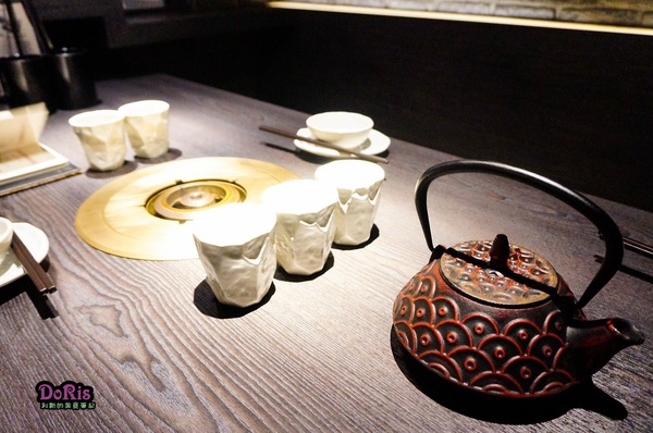 這一鍋(吉林殿)：酸菜鍋徹底搶走了麻辣湯頭的風采-這一鍋皇室秘藏鍋物(吉林殿)