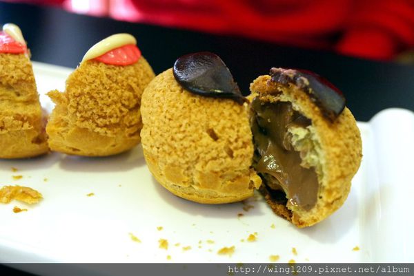 普拉嬤嬤La Mère Poulard:冒泡泡的舒芙蕾烘蛋。【La Mère Poular 普拉嬤嬤】法式經典料理