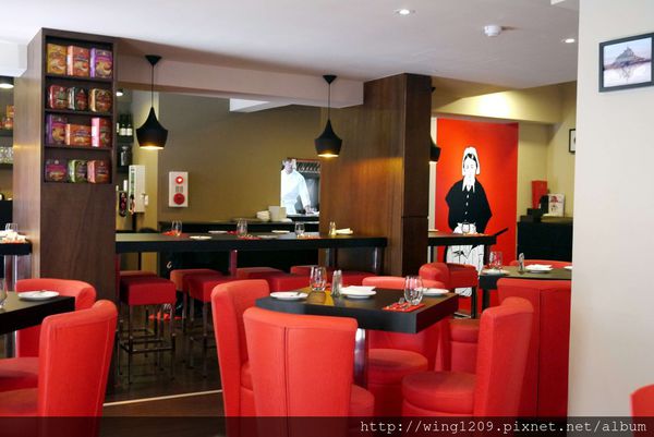 普拉嬤嬤La Mère Poulard:冒泡泡的舒芙蕾烘蛋。【La Mère Poular 普拉嬤嬤】法式經典料理