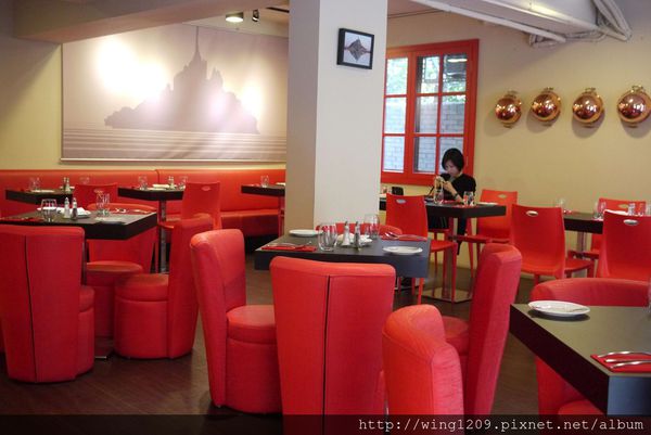 普拉嬤嬤La Mère Poulard:冒泡泡的舒芙蕾烘蛋。【La Mère Poular 普拉嬤嬤】法式經典料理