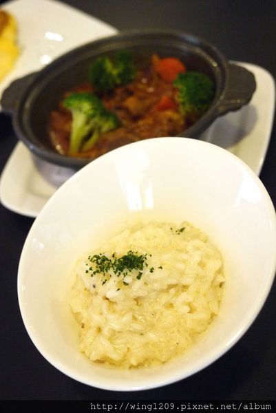 普拉嬤嬤La Mère Poulard:冒泡泡的舒芙蕾烘蛋。【La Mère Poular 普拉嬤嬤】法式經典料理