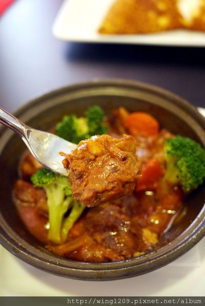 普拉嬤嬤La Mère Poulard:冒泡泡的舒芙蕾烘蛋。【La Mère Poular 普拉嬤嬤】法式經典料理