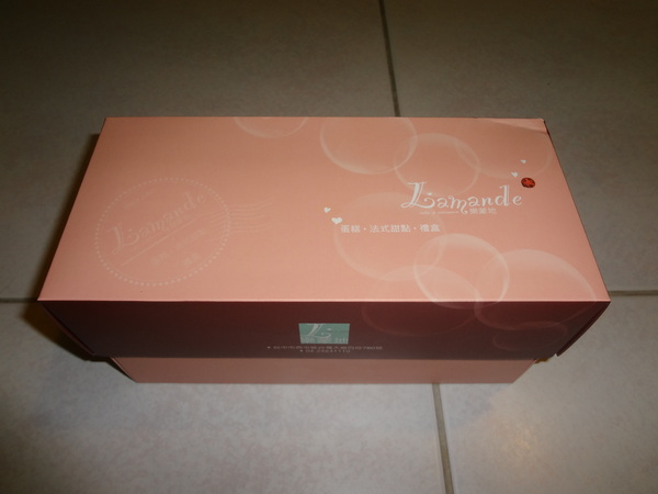 樂蒙地 L'amande：1021106[官本金文愛台灣口碑券第13彈]Tiffany綠色系樂蒙地L'amande的檸檬蛋糕好吃到要唱Lemon Tree