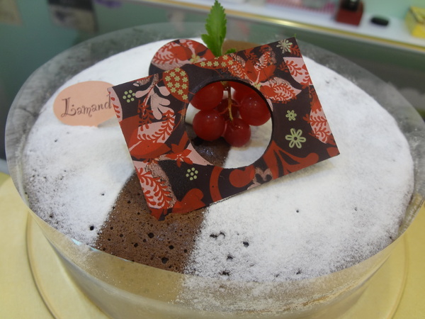 樂蒙地 L'amande：1021106[官本金文愛台灣口碑券第13彈]Tiffany綠色系樂蒙地L'amande的檸檬蛋糕好吃到要唱Lemon Tree