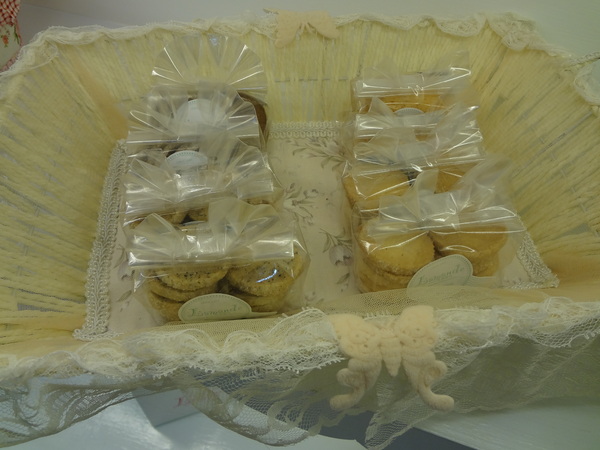 樂蒙地 L'amande：1021106[官本金文愛台灣口碑券第13彈]Tiffany綠色系樂蒙地L'amande的檸檬蛋糕好吃到要唱Lemon Tree